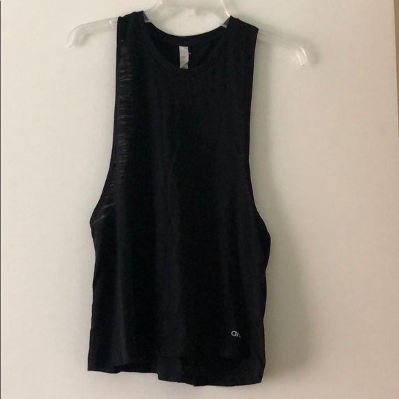 Alo women’s active tanks (2) - Picture 5 of 8